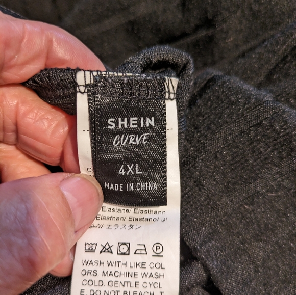 2 for $20 Shein Bundle of 6 Dresses Women's Size 4 XL / 4 dresses and 2 tops - Picture 13 of 16